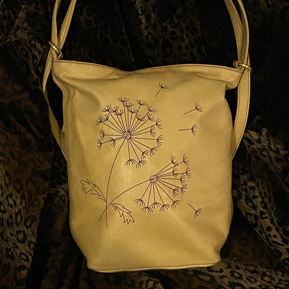 Authentic Hobo Blaze convertible handbag